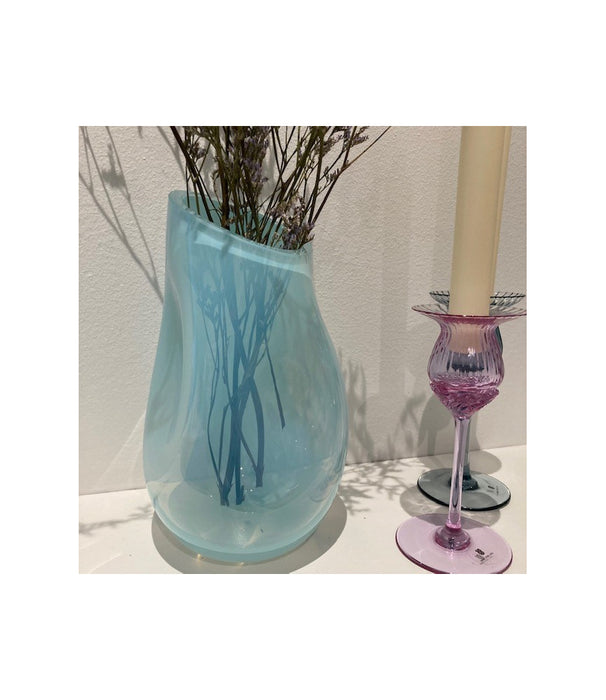 Anna von Lipa - Squeeze vase 20 cm, soft Aqua